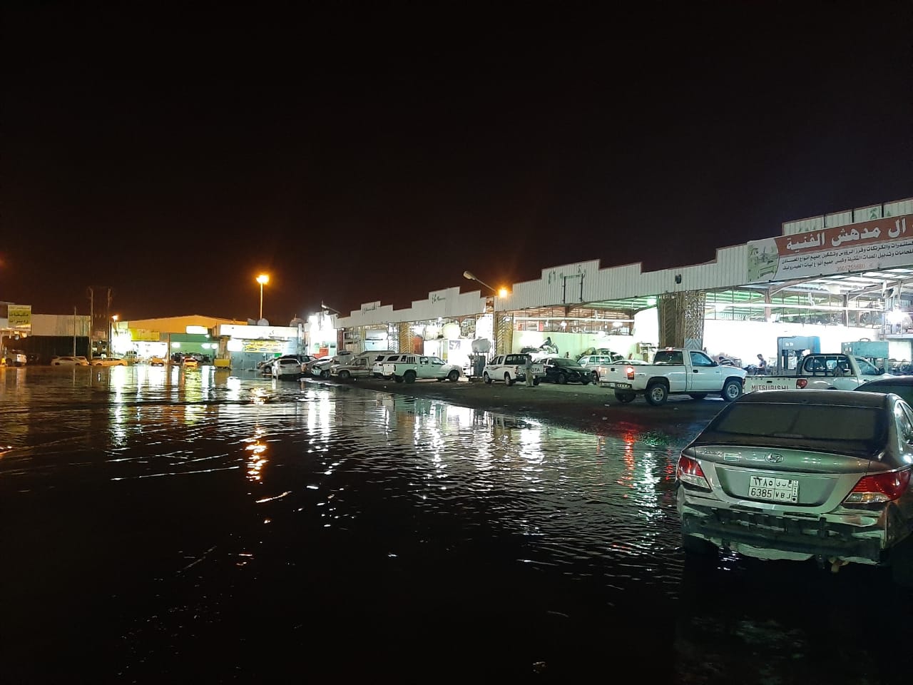 أمطار ليلية غزيرة على منطقة جازان