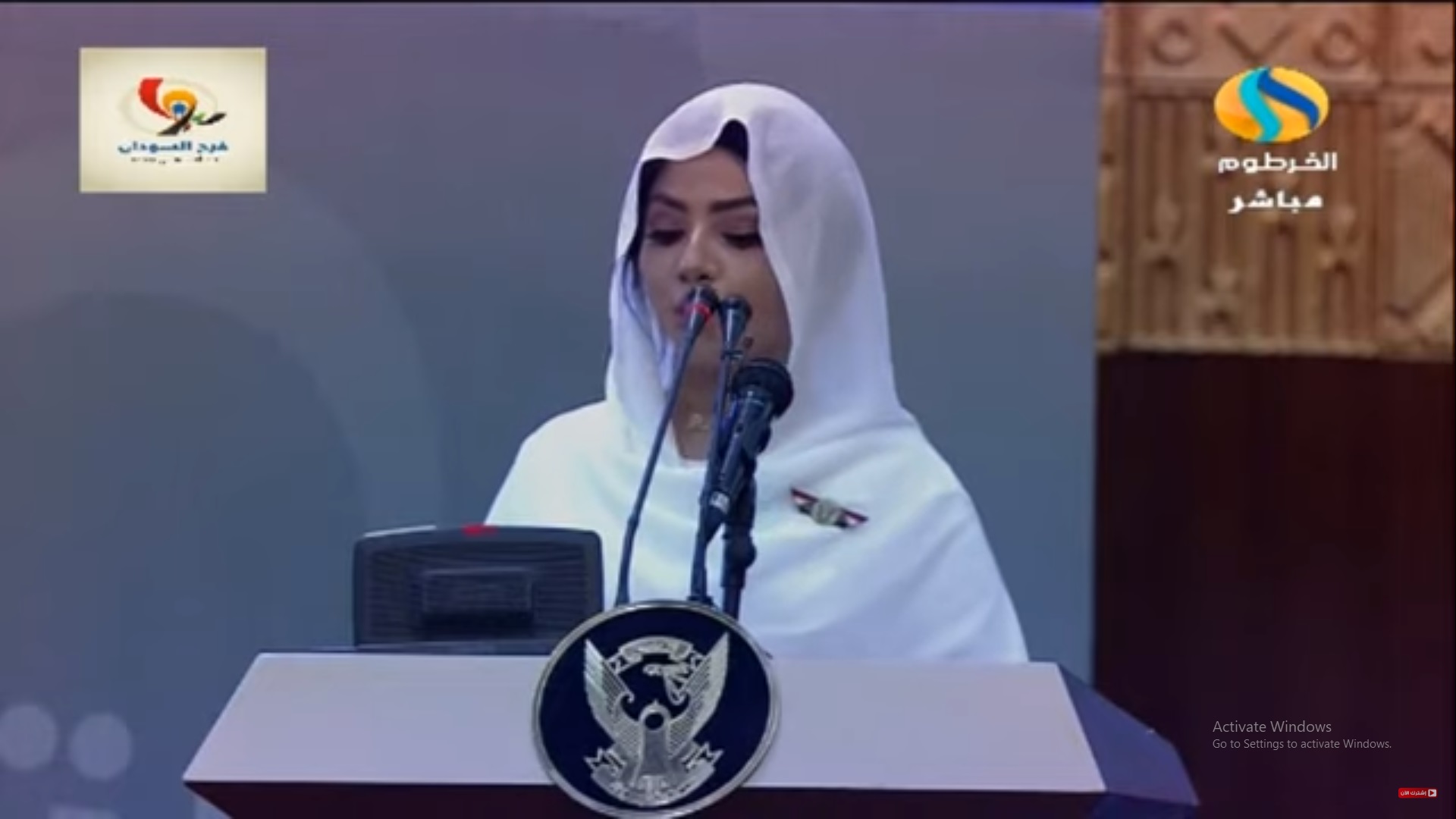 فيديو.. إسراء ذات الوشاح الأبيض تقدم فرح السودان الأكبر