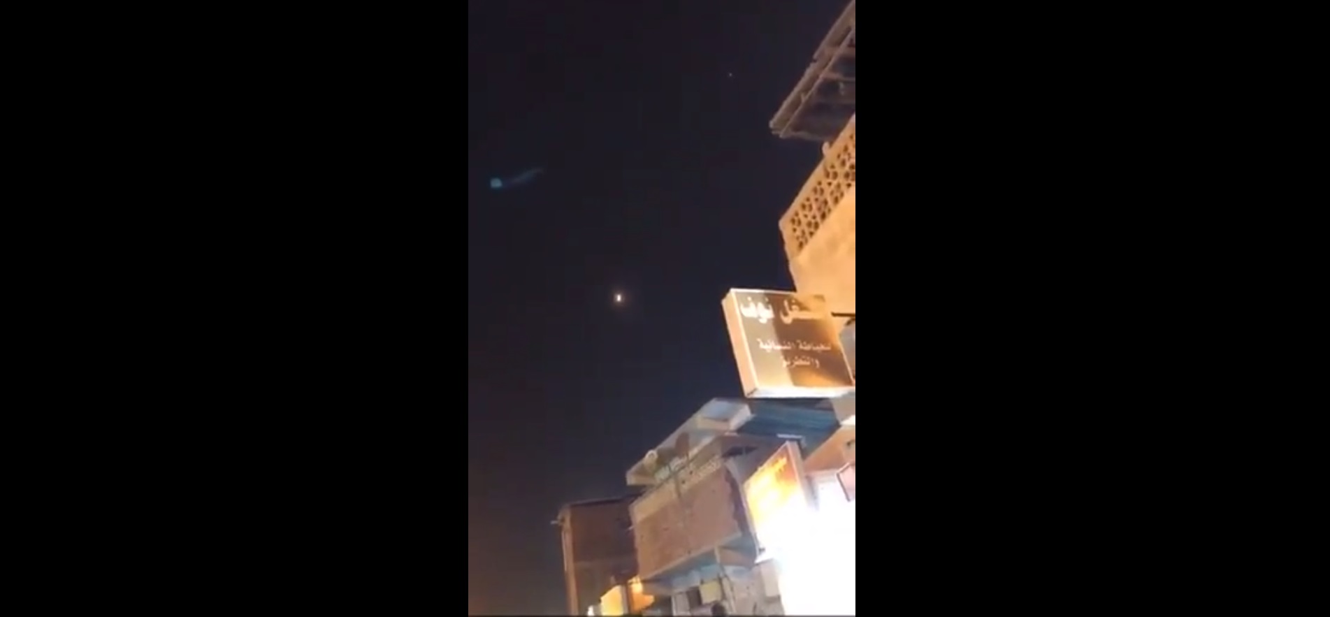 فيديو.. لحظة تدمير الصواريخ الباليستية الـ6 في سماء جازان