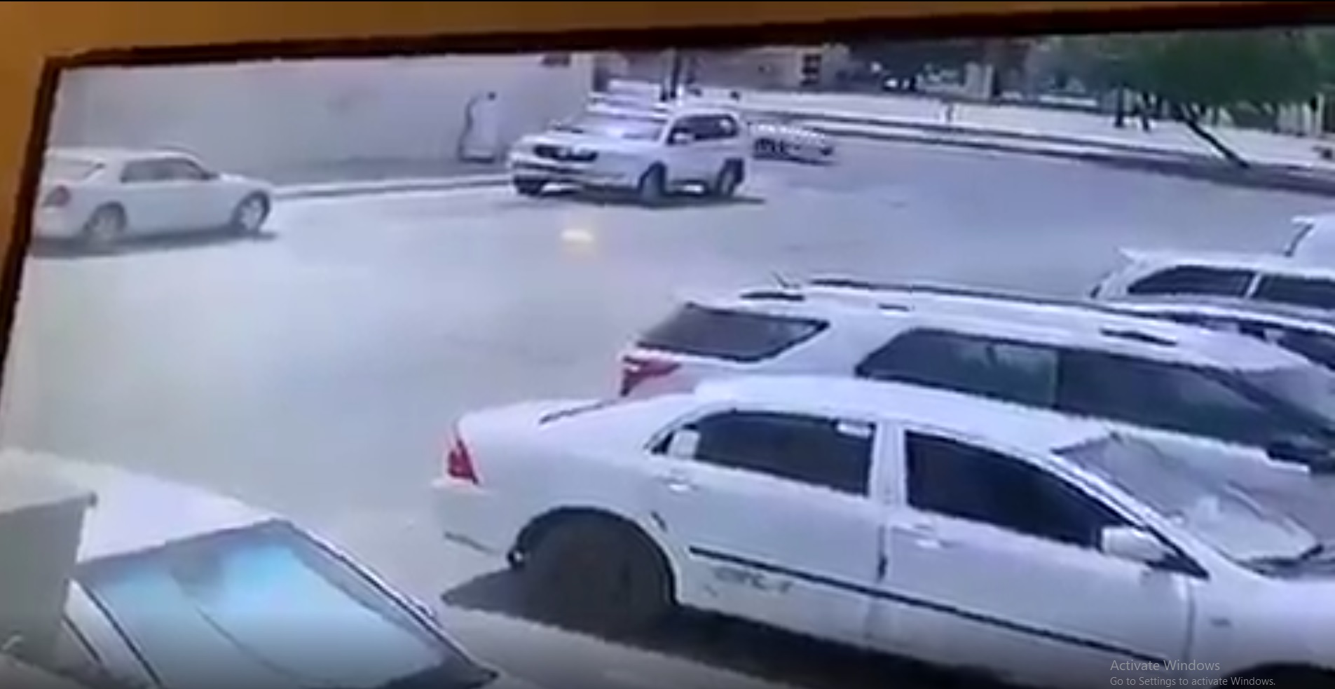 فيديو.. حرق سيارة مواطن لأسباب مجهولة