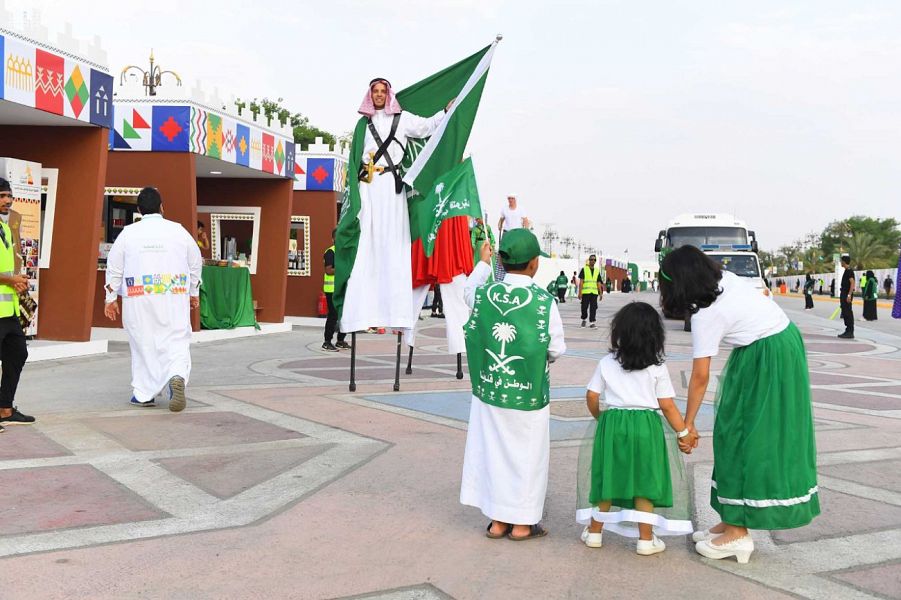 بحجر من جبال طويق.. الترفيه تطلق احتفال تبوك باليوم الوطني