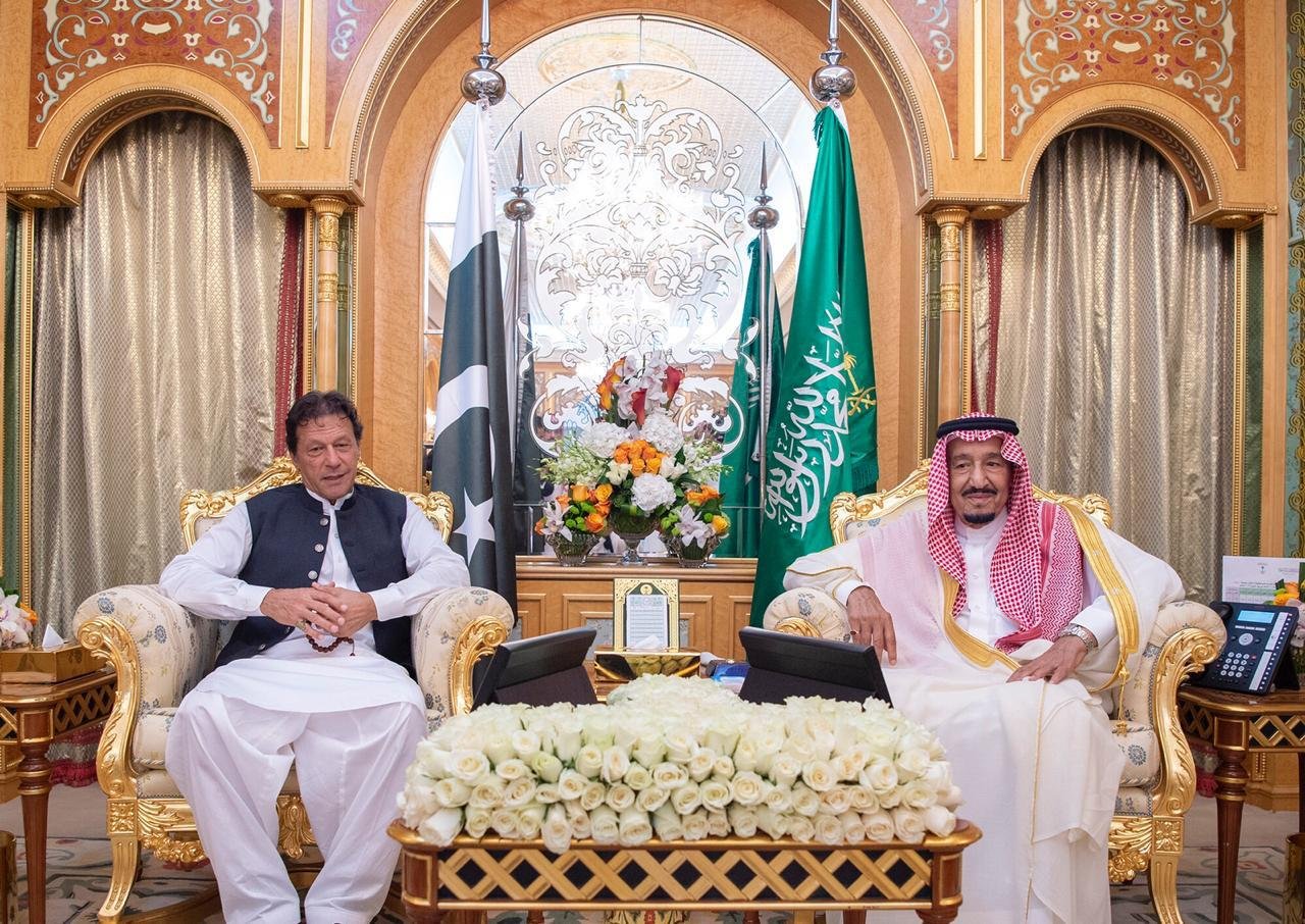 الملك سلمان يستقبل عمران خان ويؤكد : المملكة قادرة على التعامل مع آثار هجوم أرامكو الإجرامي