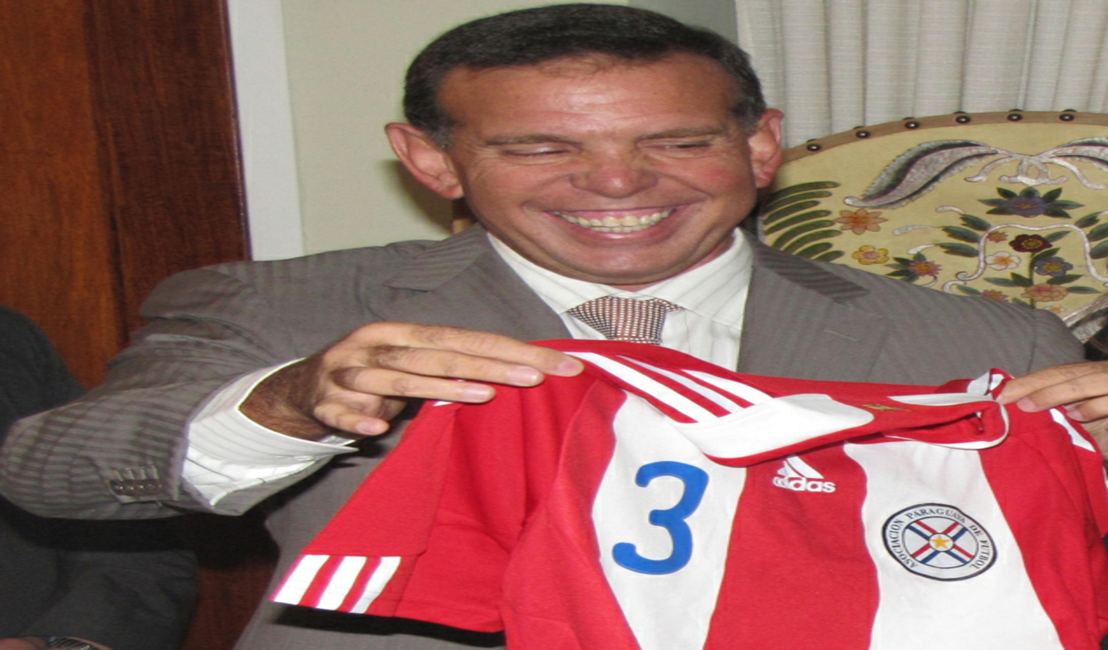 الفيفا يُوقف رئيس اتحاد القدم الباراغوياني السابق مدى الحياة
