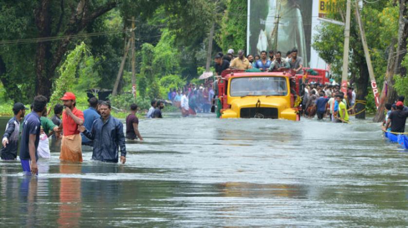 صور.. فيضانات الهند تودي بحياة 44 شخصًا