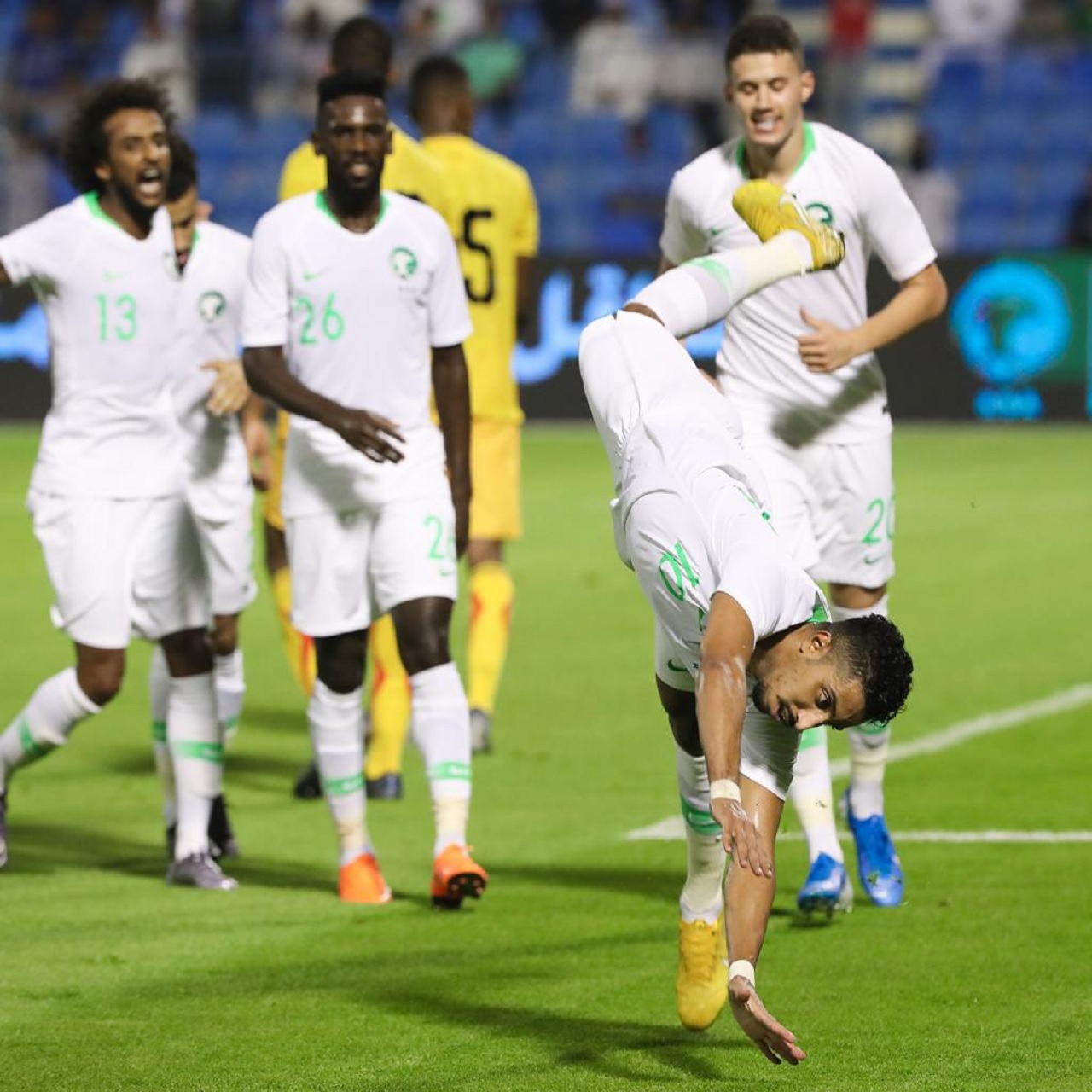 الدوسري وباهبري يقودان منتخب السعودية ضد اليمن