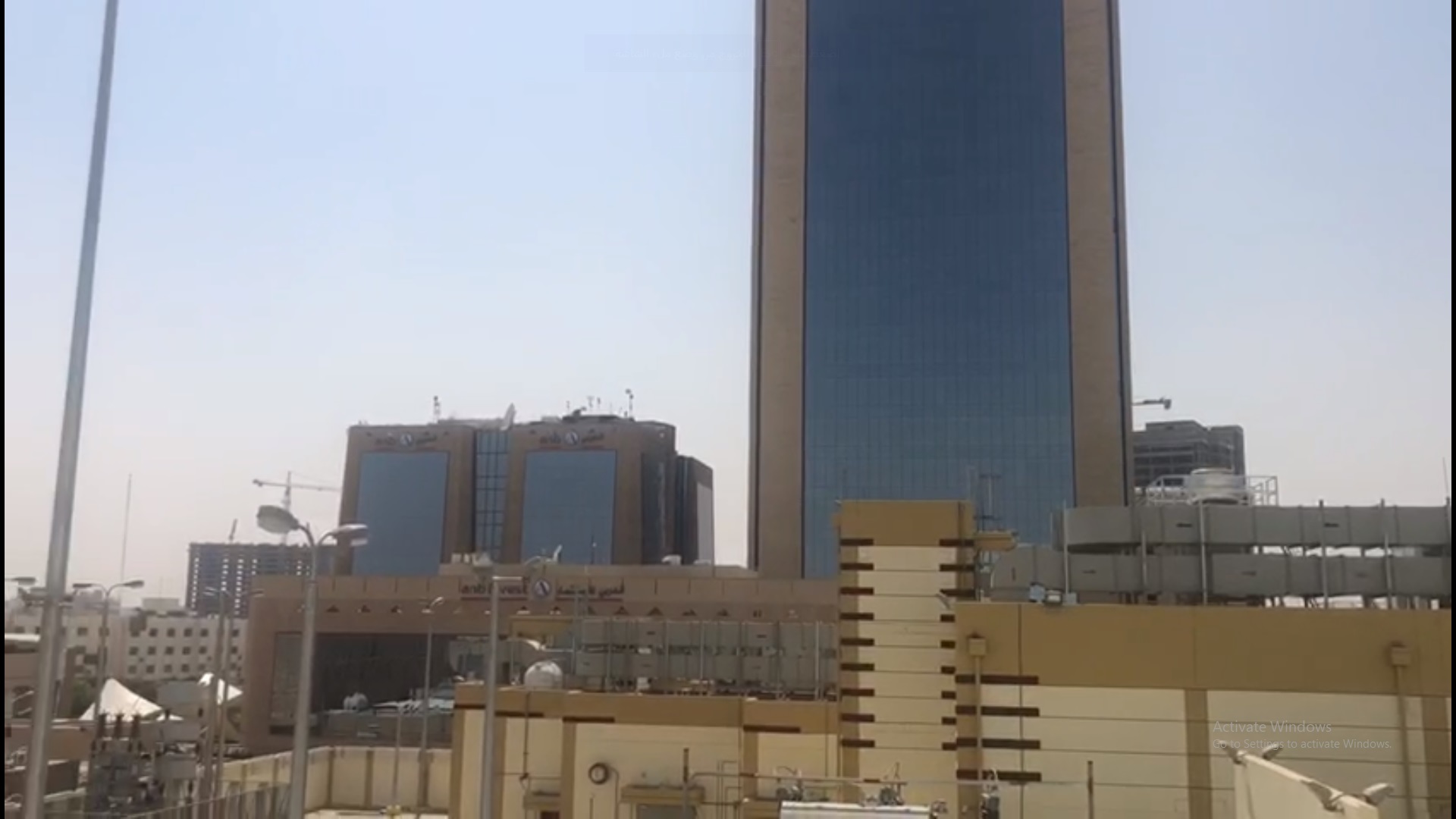 فيديو.. صافرات الإنذار تنطلق في الرياض و3 محافظات