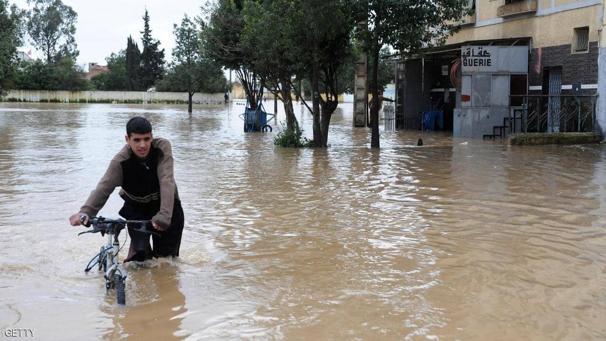 انقلاب حافلة بسبب سيول المغرب يقتل أكثر من 11 شخصًا