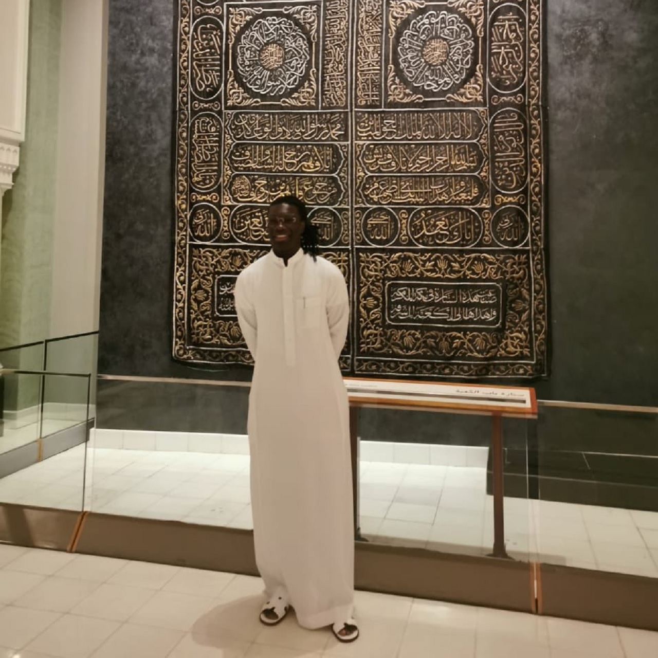 صور.. جوميز يزور المتحف الوطني ويُشارك أداء العرضة السعودية