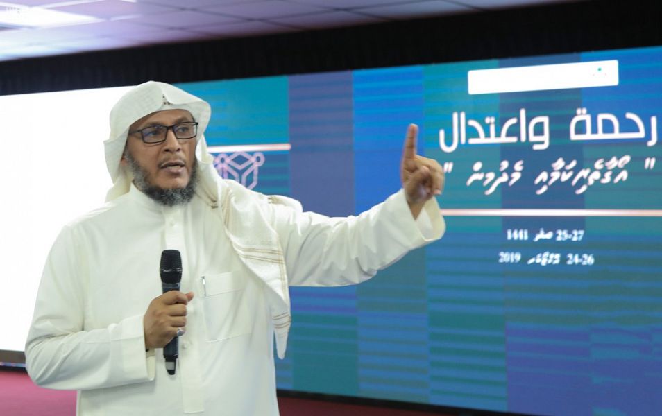 العتيق: التكفير أمر خطير حذرت الشريعة من التساهل فيه
