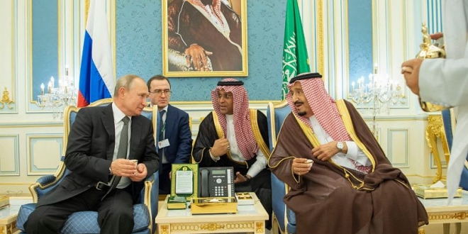 شاهد الصور.. الملك سلمان يستقبل بوتين في قصر اليمامة ويقيم مأدبة غداء تكريمًا له   صحيفة المواطن الإلكترونية