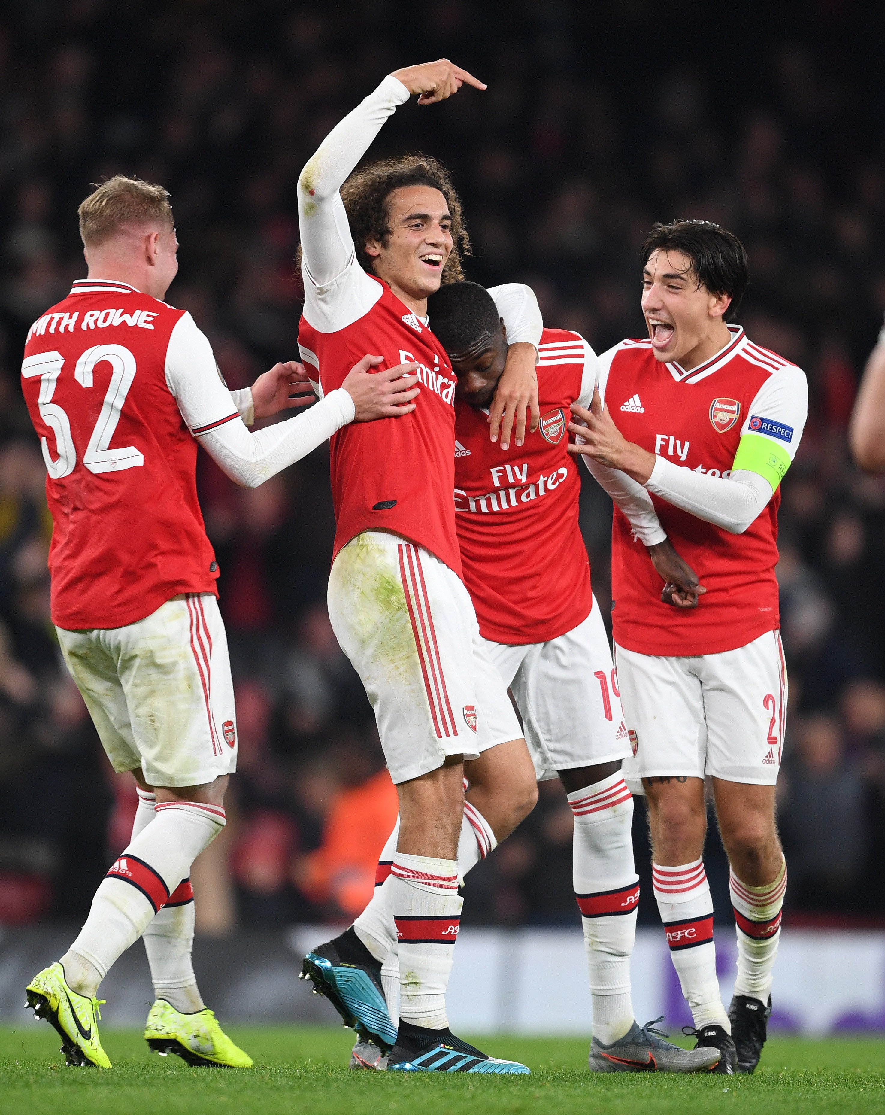 نجم Arsenal يعيد إنجاز سواريز الأوروبي