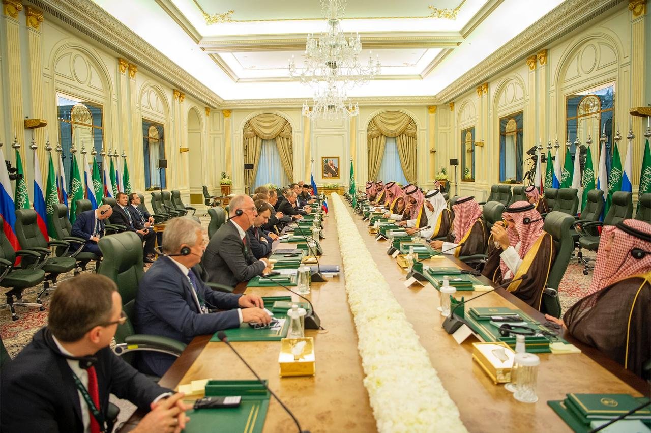 تفاصيل جلسة مباحثات الأمير محمد بن سلمان مع بوتين في قصر اليمامة