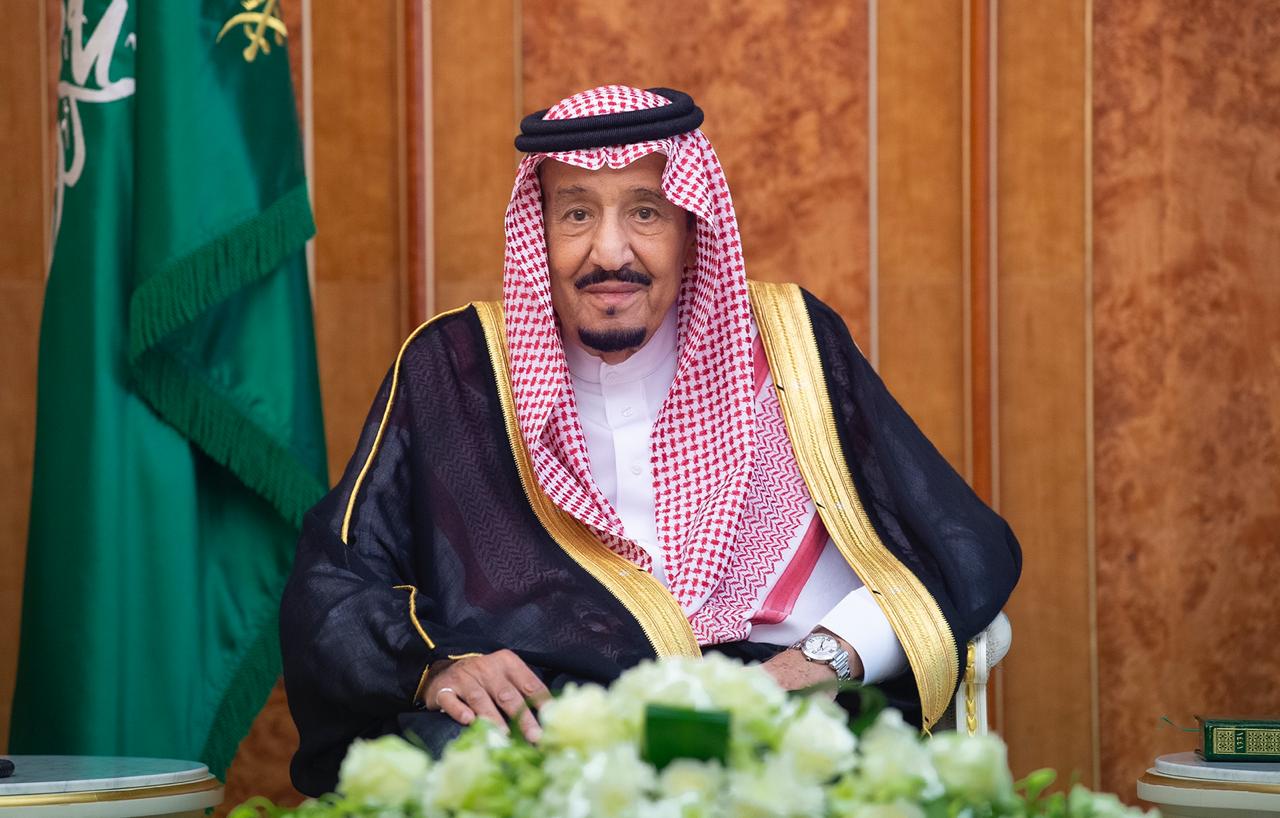 الملك سلمان يتلقى اتصالًا هاتفيًّا من الرئيس الموريتاني