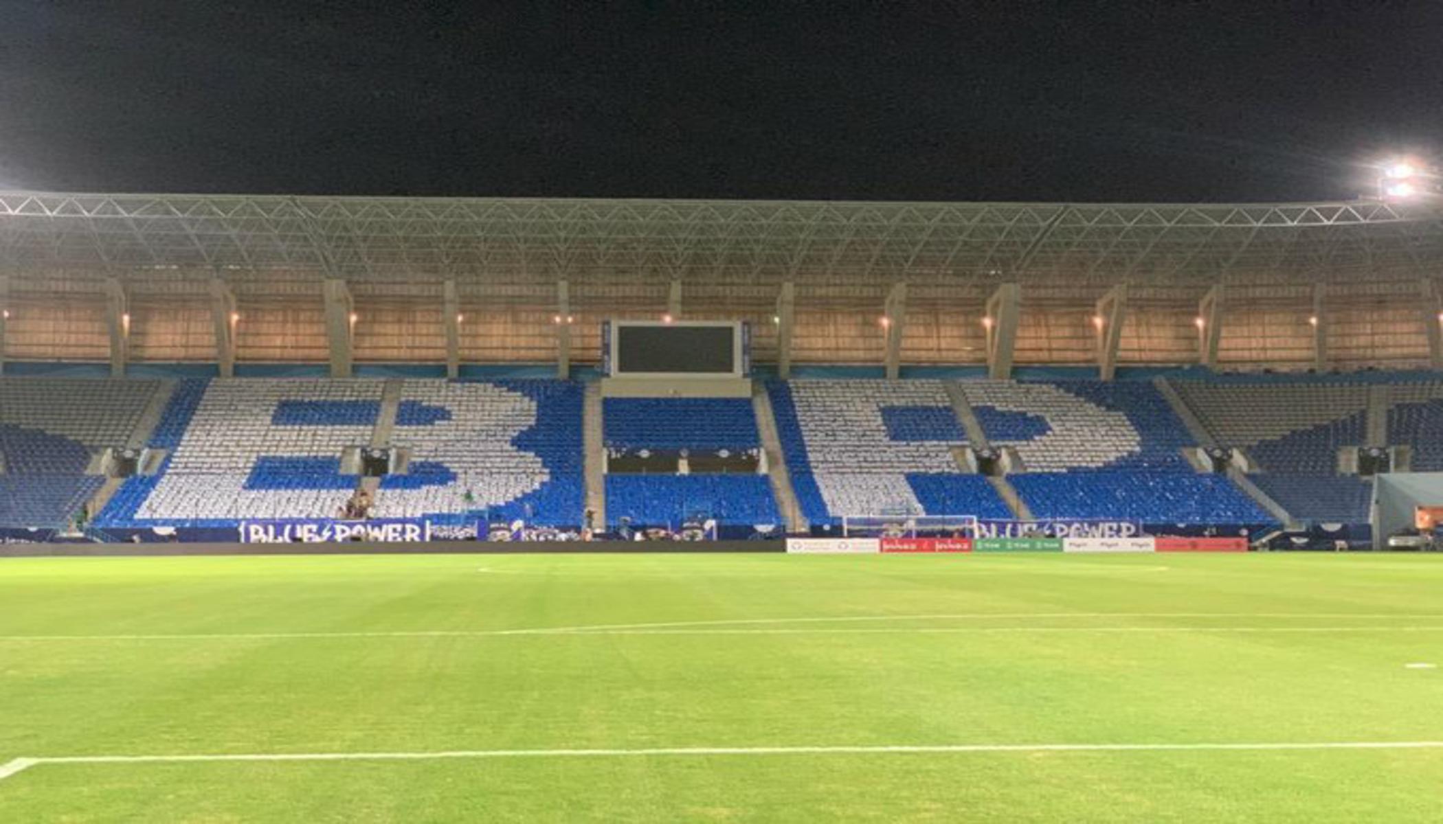 جمهور الهلال يُحفز نجومه بـ Blue Power