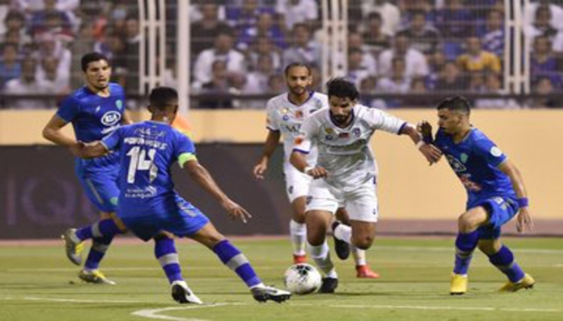 مباراة الهلال والفتح