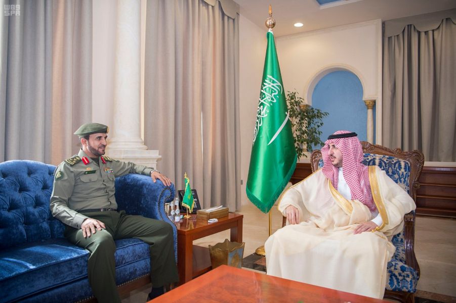 أمير الجوف يستقبل العميد القحطاني مدير جوازات المنطقة المعين حديثًا