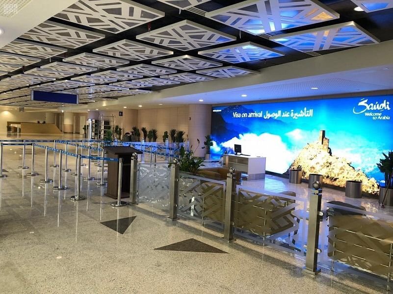 الطيران المدني يواصل استقبال سياح العالم عبر مطاراته الأربعة