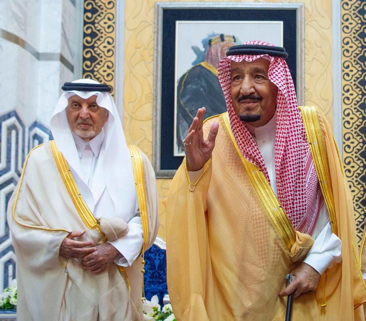 الملك سلمان يغادر جدة متوجهًا إلى الرياض