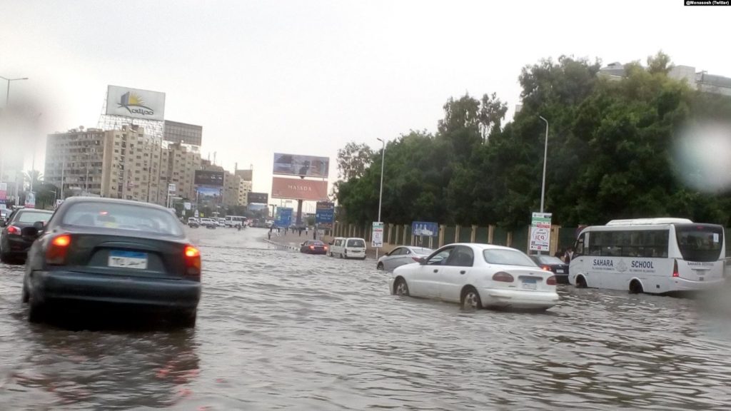 السفارة في القاهرة تحذر المواطنين من التقلبات الجوية.. أمطار غزيرة خلال ساعات