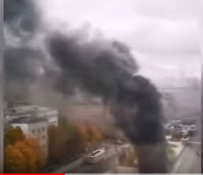 حريق حافلة ركاب داخل نفق في موسكو