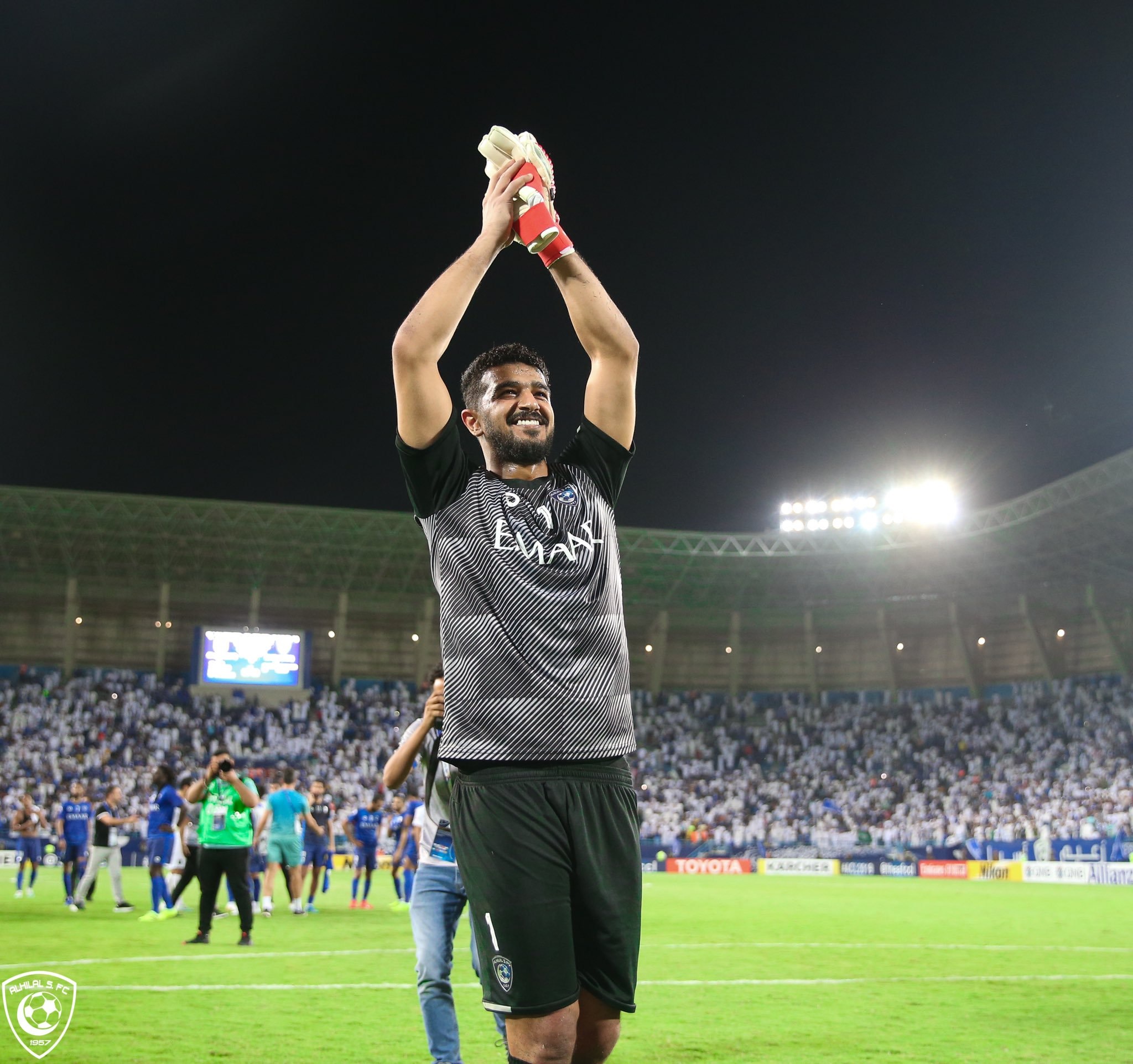 المعيوف: عائلتي تعشق الهلال.. والحضري الأفضل عربيًا