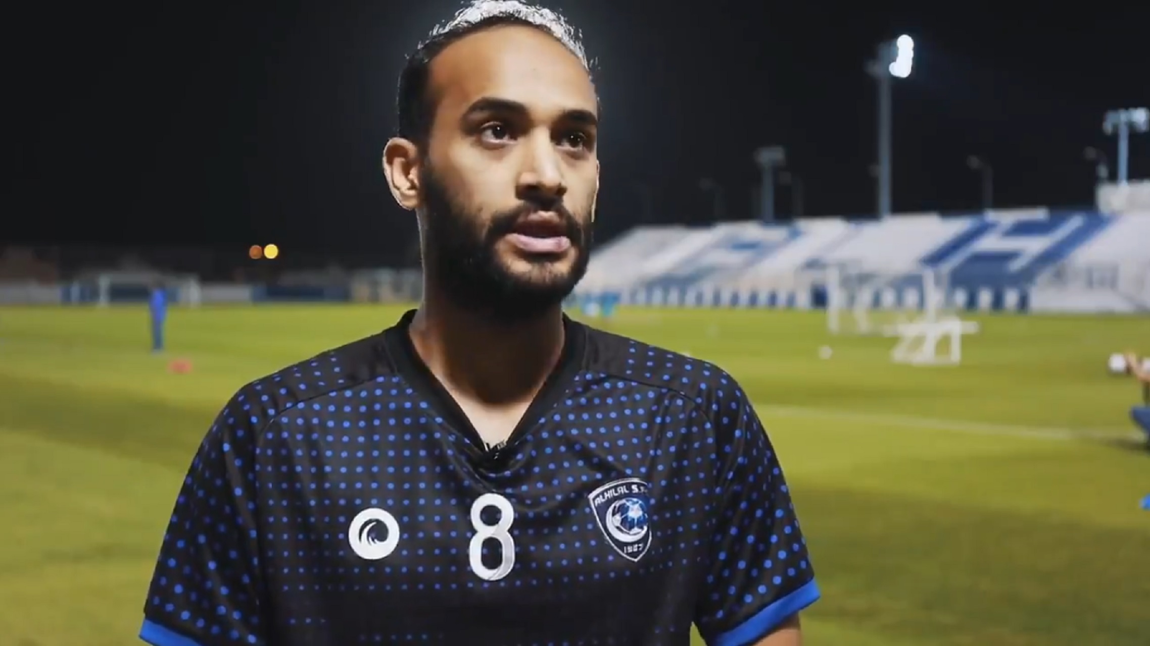 أول رد فعل من الهلال لتعويض غياب عبدالله عطيف