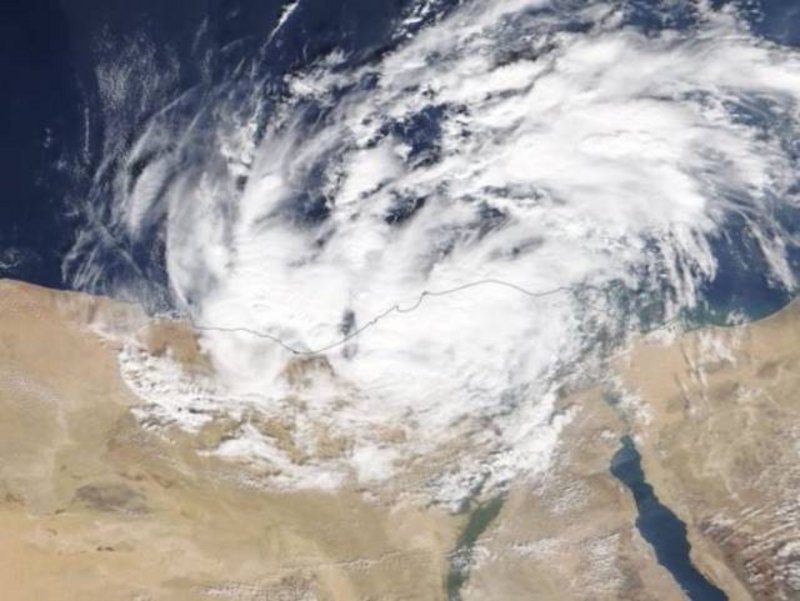 آخر صورة لـ إعصار مها في بحر العرب