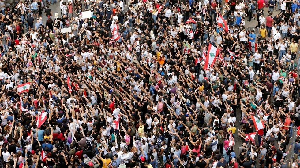 البطريرك يتضامن مع الانتفاضة اللبنانية.. وبري يحذر من الفراغ السياسي