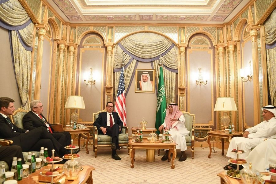 وزير المالية يناقش تطورات الاقتصاد السعودي مع وزير الخزانة الأمريكي