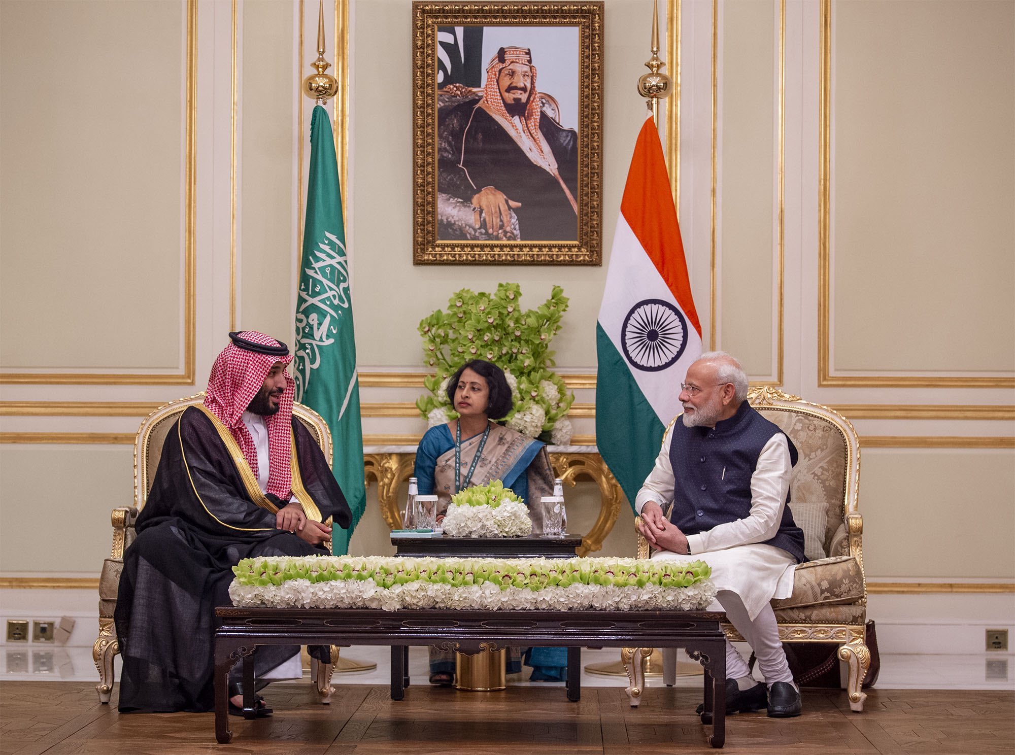 محمد بن سلمان ومودي يوقعان اتفاق إنشاء مجلس الشراكة السعودي الهندي