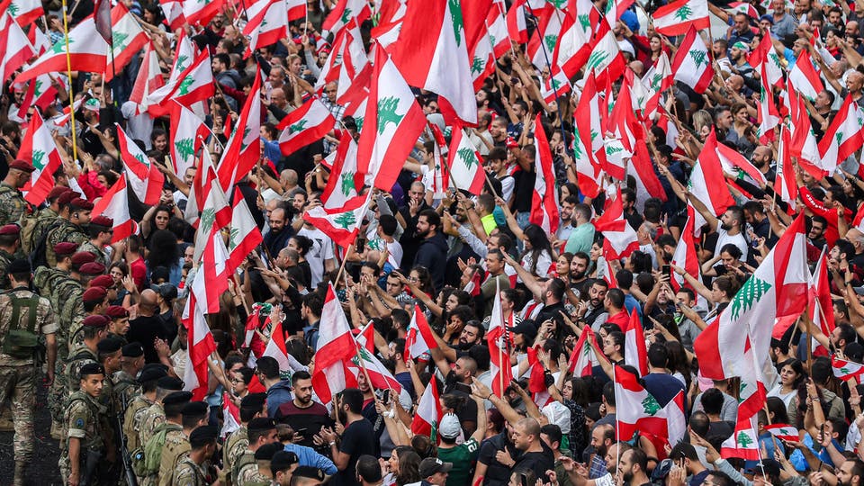 أحد الضغط.. تظاهرات موحدة للبنانيين في طرابلس وبيروت