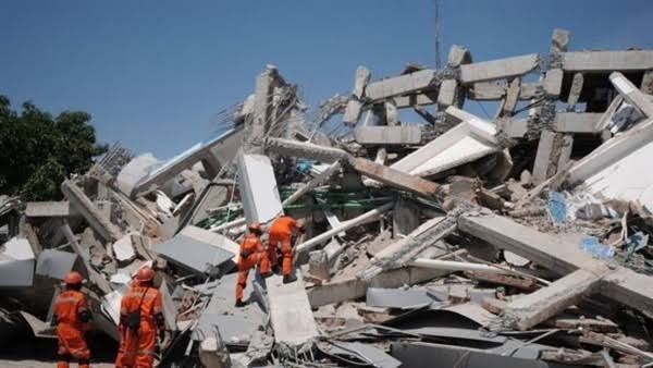 فيديو.. مقتل وإصابة 154 في زلزال ألبانيا