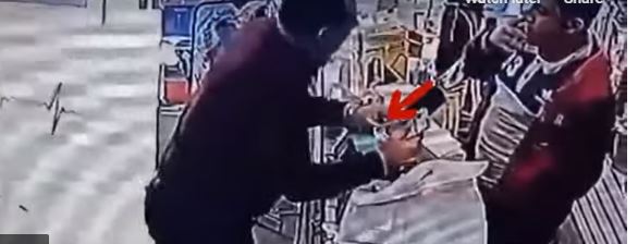 لص يسرق هاتفًا في 70 ثانية