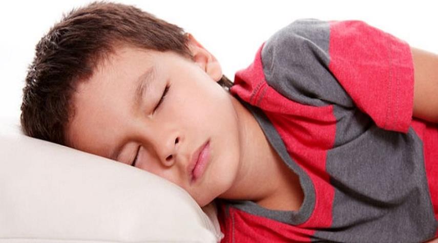 مشروع قانون يلزم الأطفال بالنوم في الـ 10 مساءً!