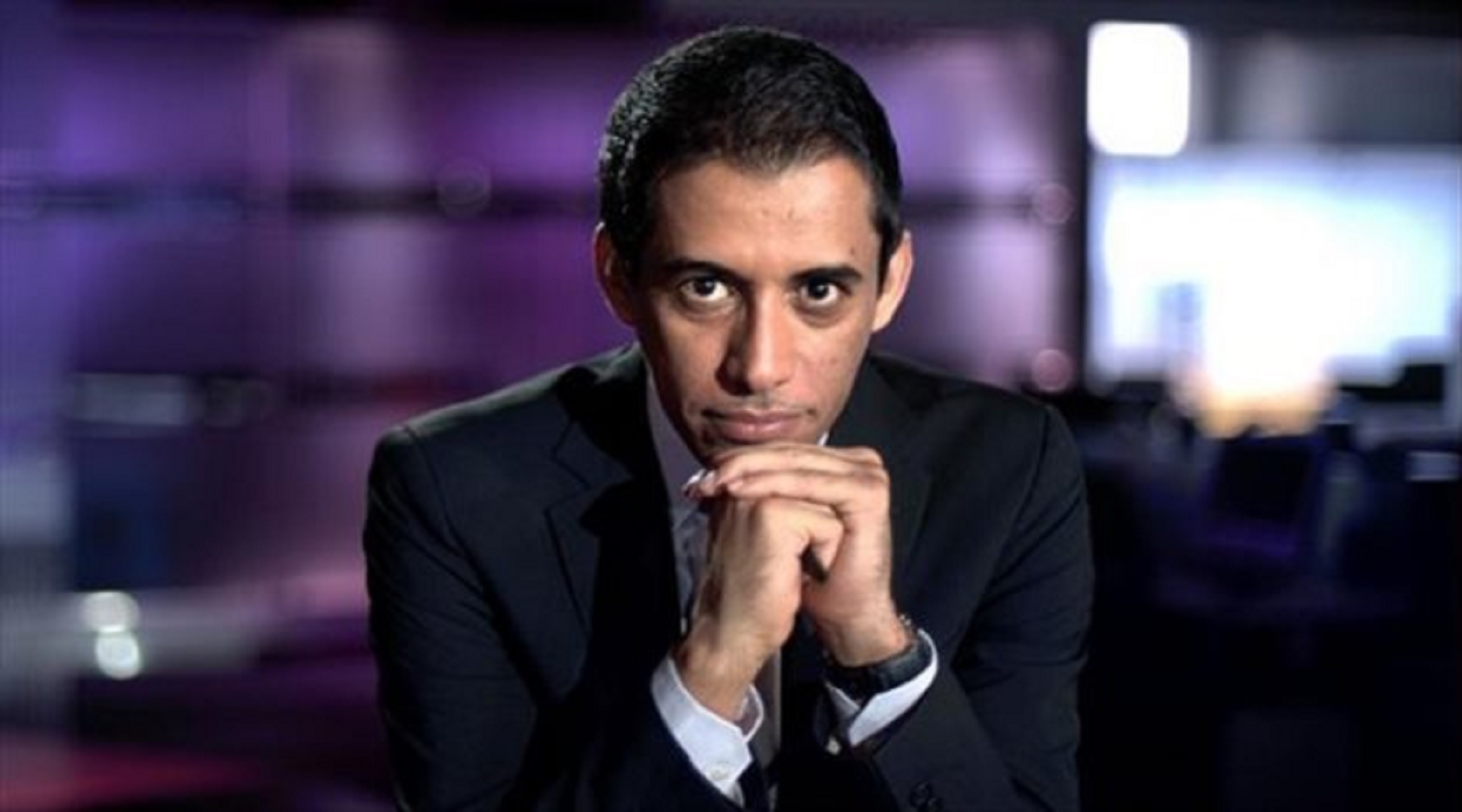 صحيفة الجزيرة تعتذر لبتال القوس بسبب تغريدة