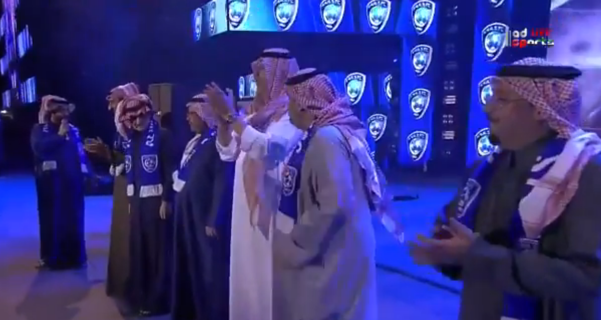 تركي آل الشيخ يُكرّم رؤساء #الهلال السابقين