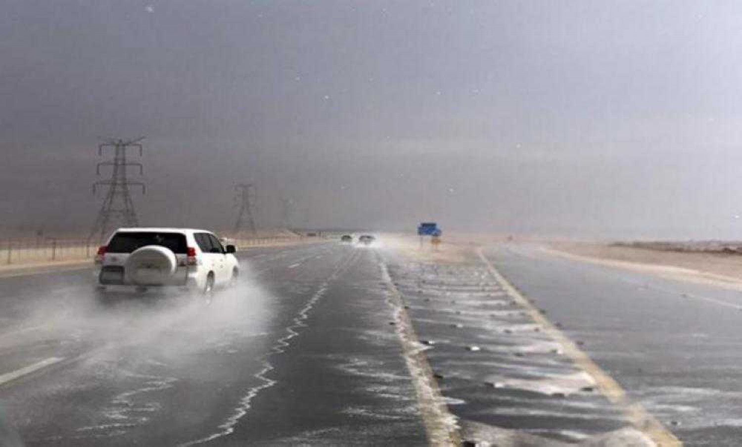 تحذيرات من أمطار طريق الطائف – الباحة