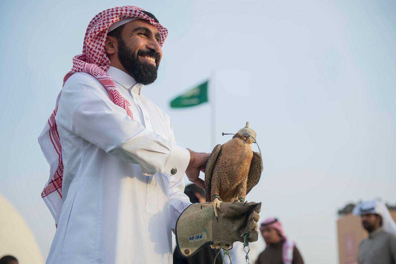 مفاهيم الحياة البرية والتنافس الشريف بمهرجان الصقور