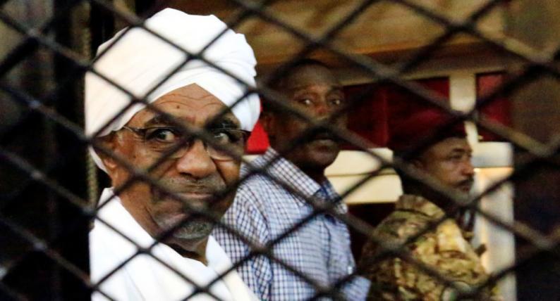فيديو.. الجنايات السودانية تقضي بسجن عمر البشير 10 سنوات