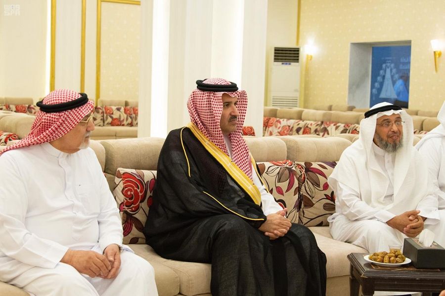 فيصل بن سلمان معزيًا في أبو مدين: فقدنا أحد أبرز الأدباء