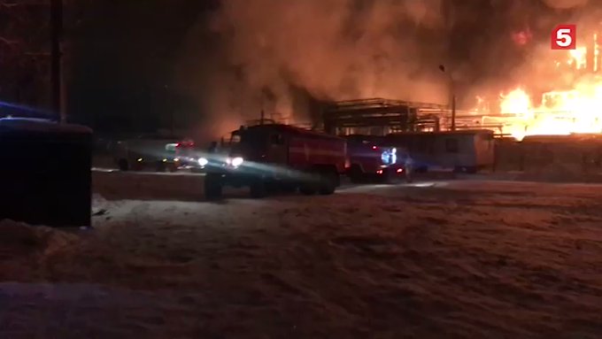 فيديو.. حريق هائل بمصفاة للنفط في روسيا