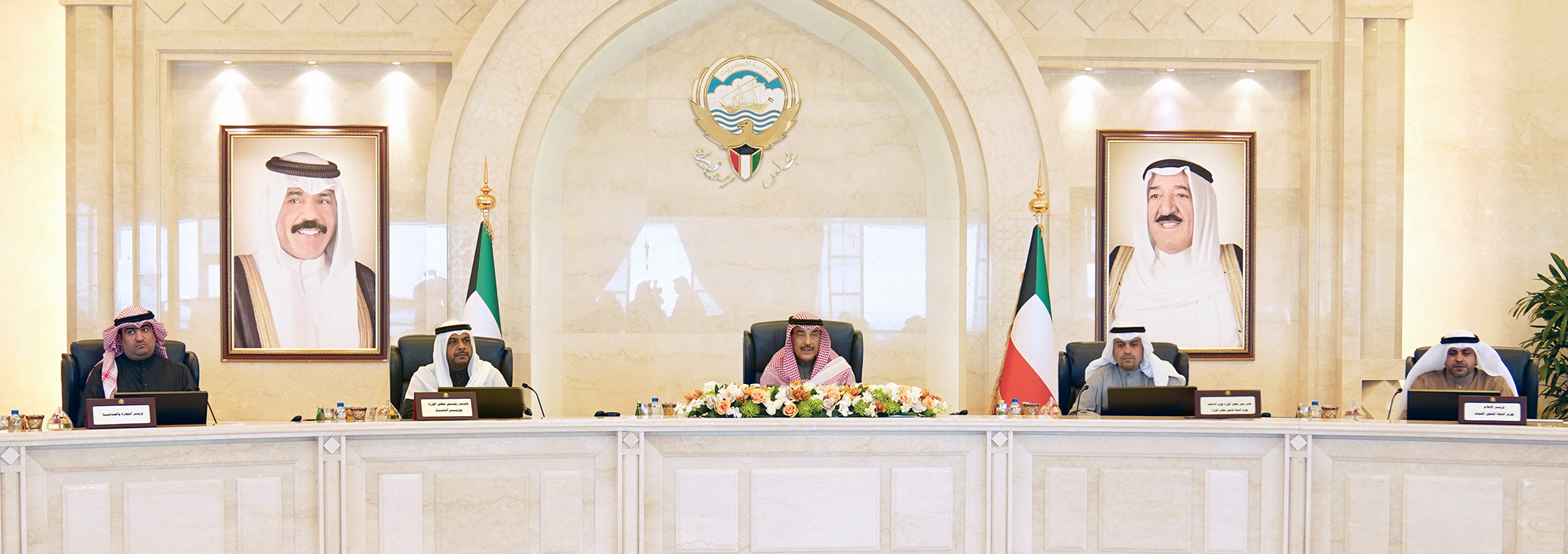 تكليفات بالقضاء على الفساد في أول جلسة لوزراء الكويت