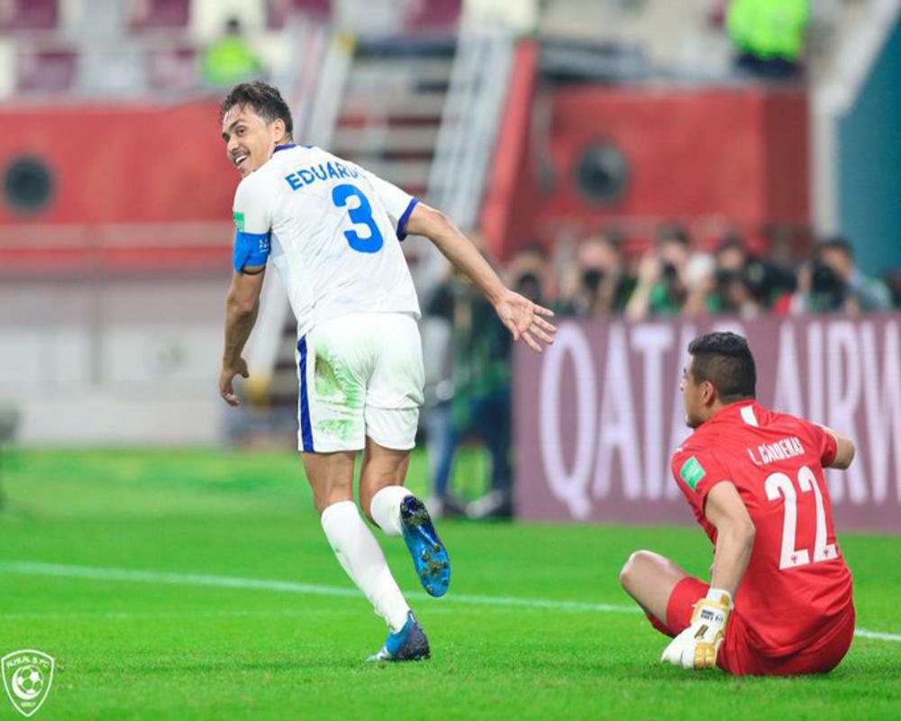 منافس الهلال يطمح للتعاقد مع كارلوس إدواردو