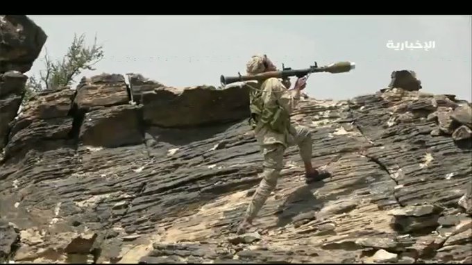 فيديو.. الجيش اليمني يسيطر على مواقع استراتيجية بالضالع وصعدة