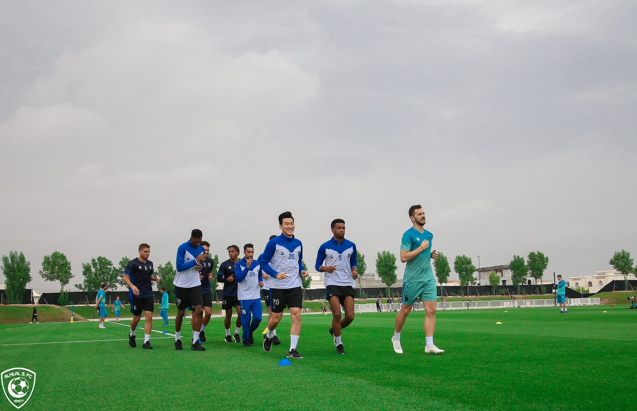 الهلال مختلف مع لوشيسكو.. وأوراقه مكشوفة لـ جيسوس