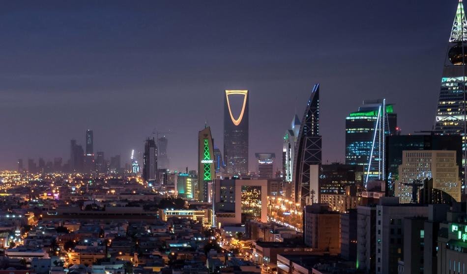 أمطار الرياض تواصل الهطول الآن