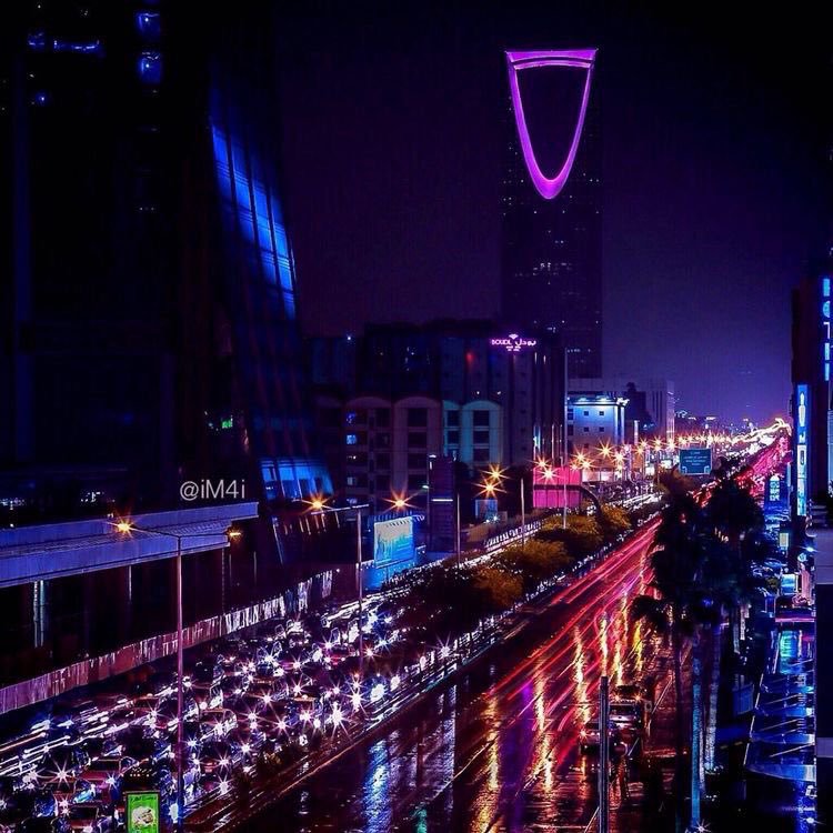 توقعات بأمطار وعواصف على غرب الرياض