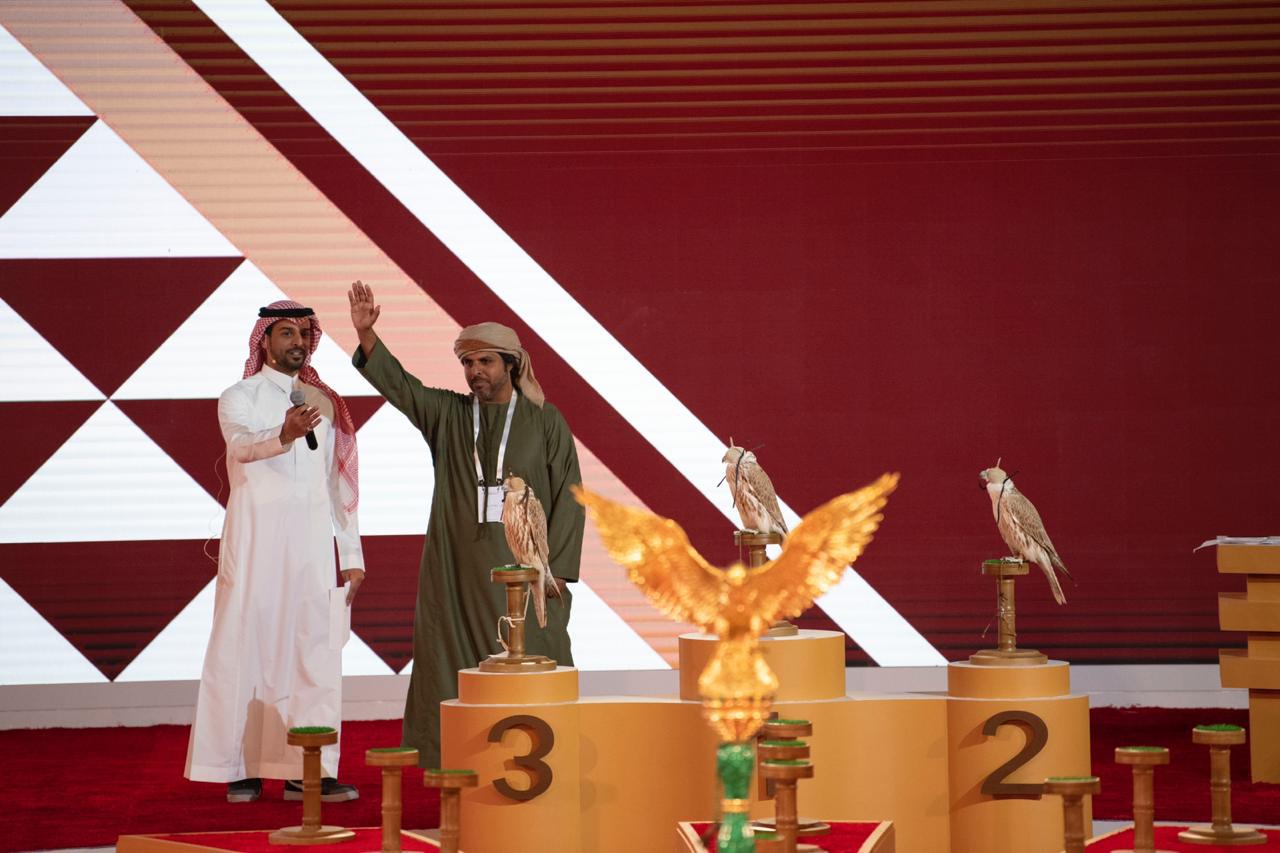 انطلاق مسابقة المزاين بمهرجان الملك عبدالعزيز للصقور