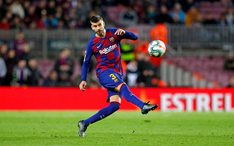 نجم برشلونة بيكيه