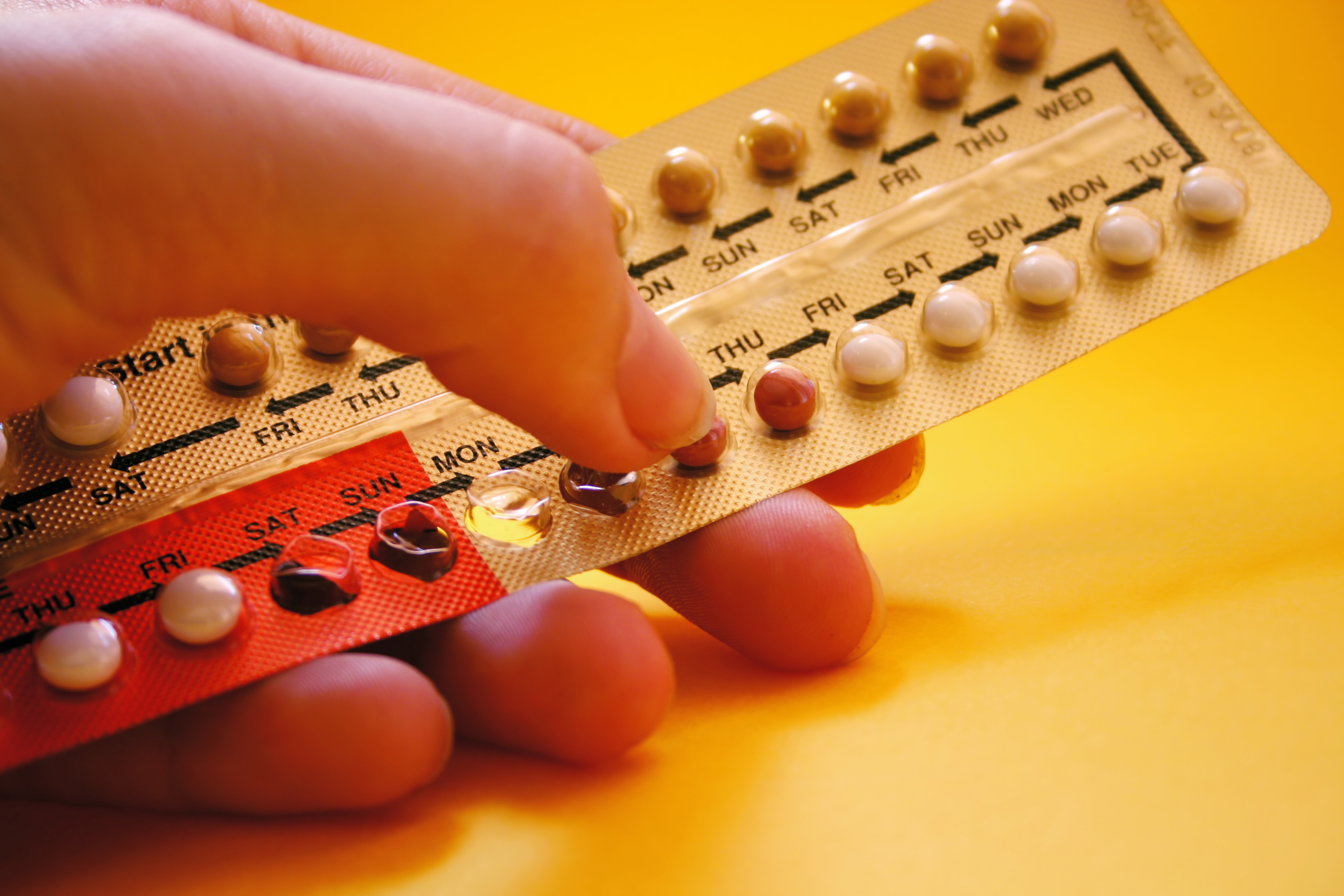 متى يحدث التبويض بعد إيقاف وسائل منع الحمل؟